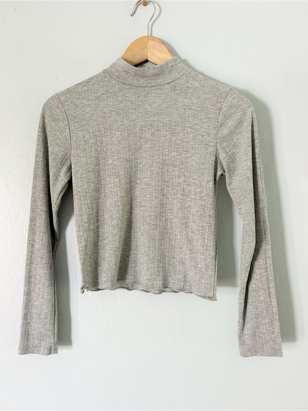 Olivia Rae • Ribbed Mock Neck Long sleeve crop top